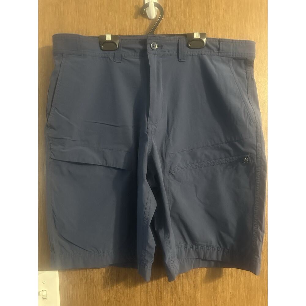 Chaps Men's Casual Cargo Navy Blue Nylon Stretch shorts sz 36 Performance Golf